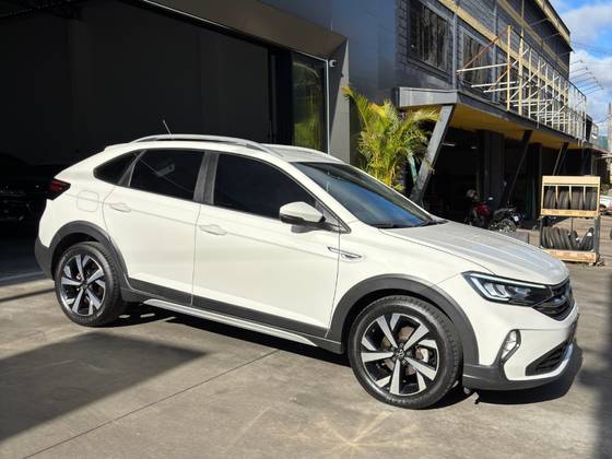 VOLKSWAGEN NIVUS 1.0 200 TSI TOTAL FLEX HIGHLINE AUTOMÁTICO